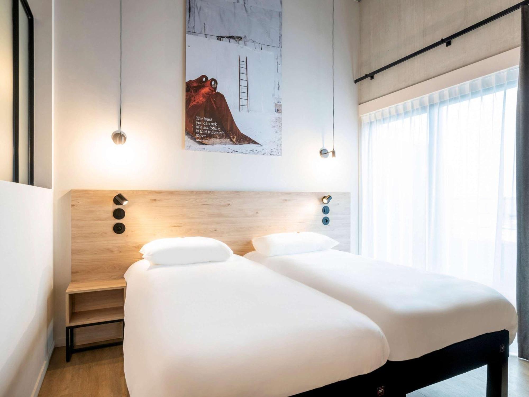 Ibis Styles Namur Exterior photo