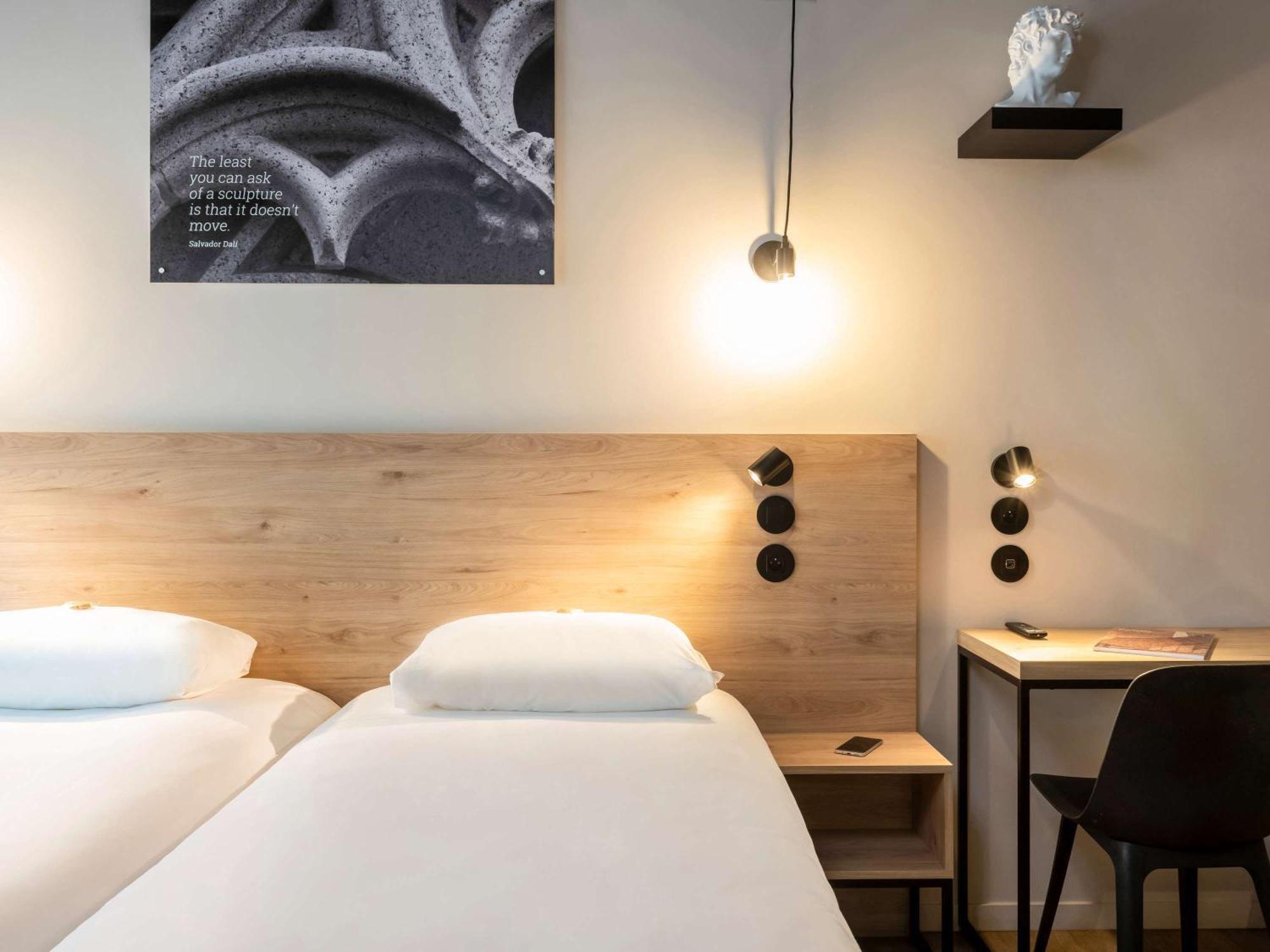 Ibis Styles Namur Exterior photo